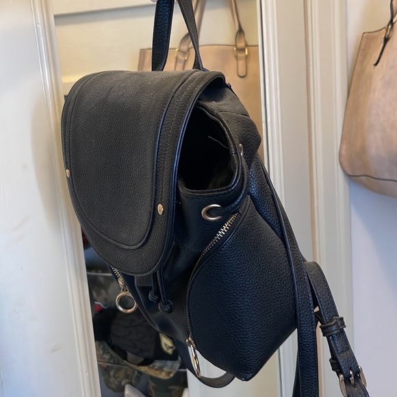 Small backpack - Picture 3 of 3